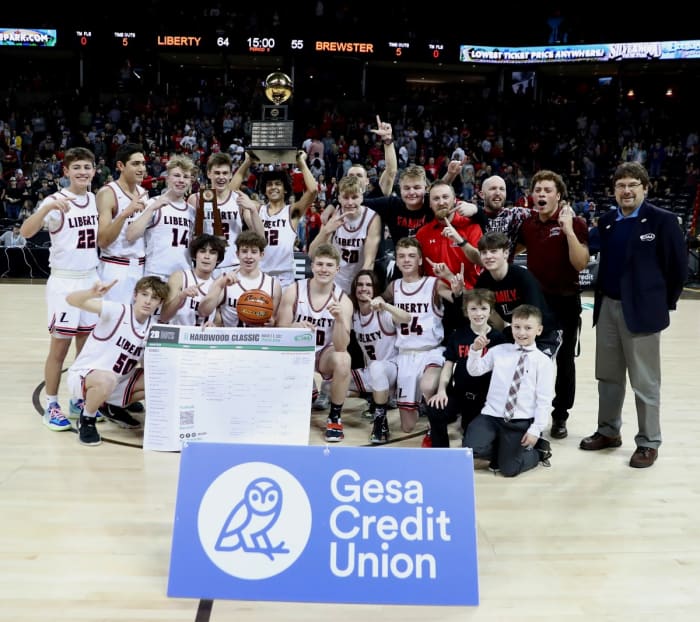 brewster liberty wiaa basketball state playoffs00020